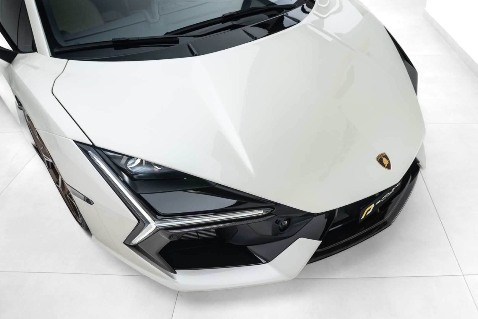 2024 LAMBORGHINI REVUELTO. FULL CARBON FIBER. STUNNING SPEC. MAIN DEALER WARRANTY AND SERVICE.